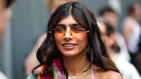 mia khalifa nude pics|Mia Khalifa Porn Star Photos